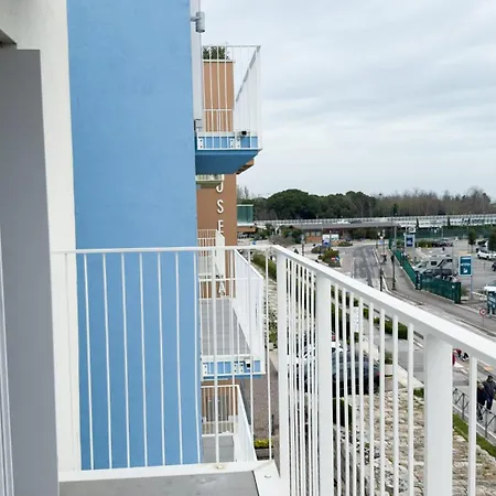 Fairmont Seafront Acquamarine By Casa Check Chioggia