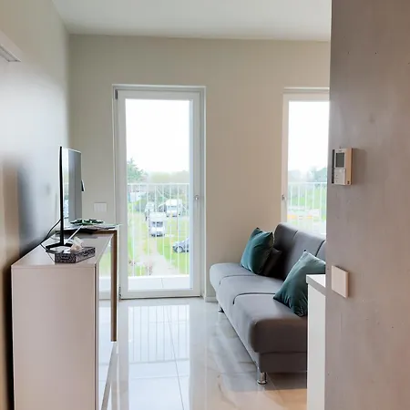 Apartman Fairmont Seafront Acquamarine By Casa Check