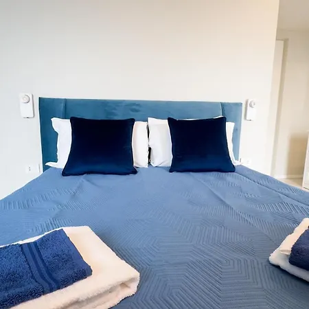 Farmont Seafront Acquamarine By Casa Check