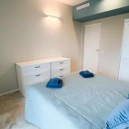 Seafront Modern Farmont Acquamarine Appartement