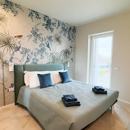 Farmont Seafront Acquamarine By Casa Check *