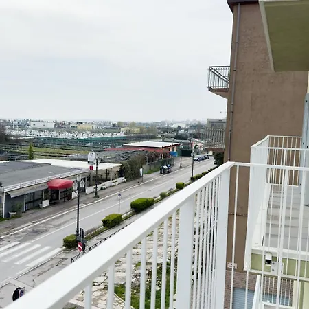 Seafront Modern Farmont Acquamarine Apartment *