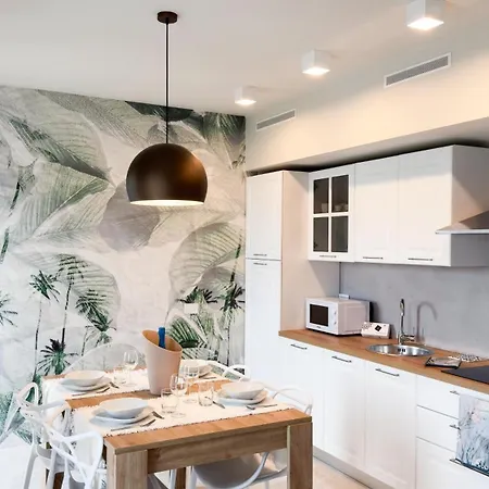 Seafront Modern Farmont Acquamarine Apartment